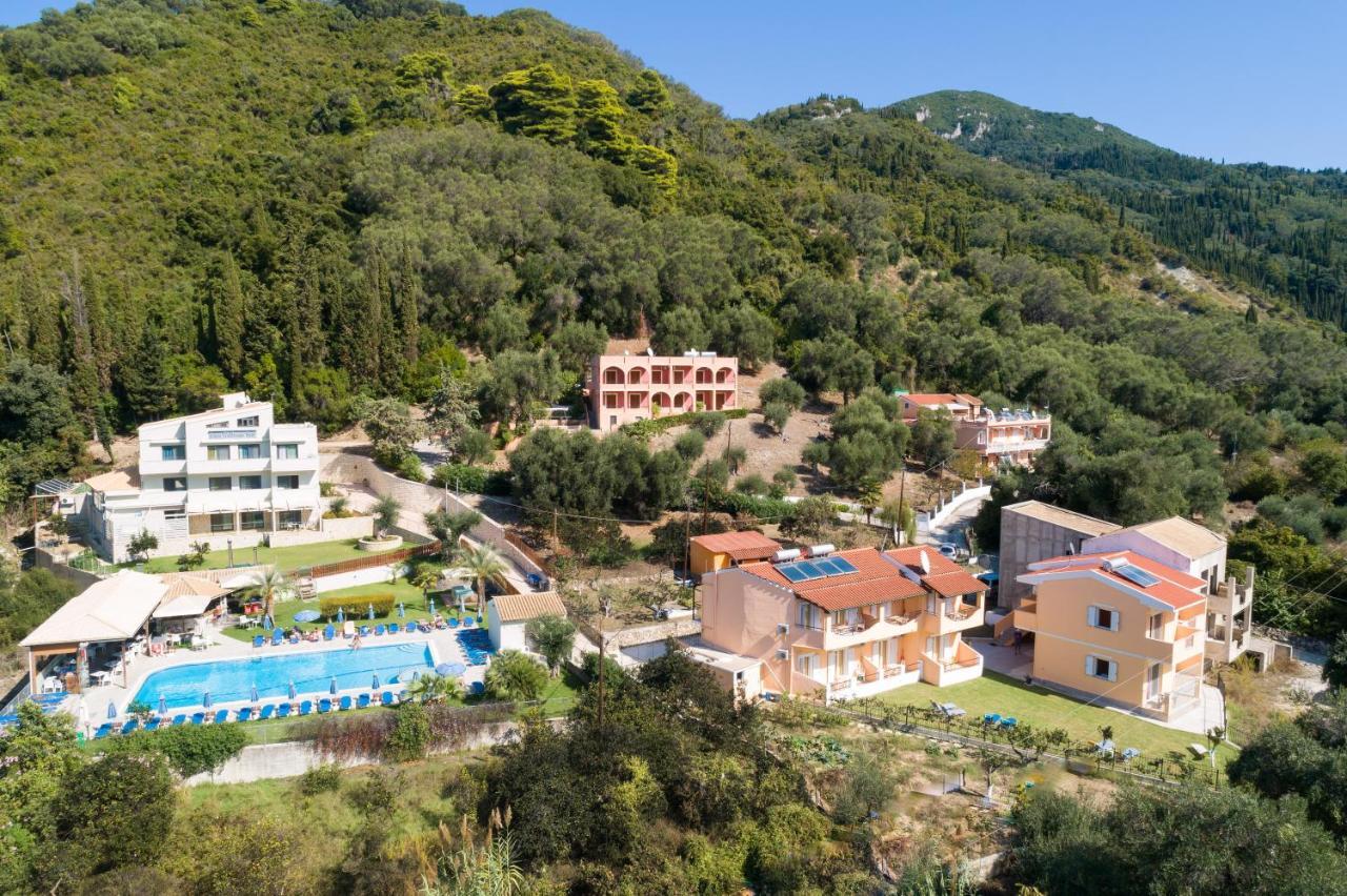 Odysseus Apartments By Hotelius Agios Gordios  Exteriör bild